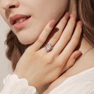 1.50ct Oval Cut Vintage Signature Bridal Ring Sets in 18K Solid Gold