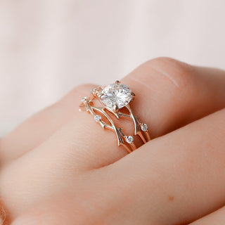 Vintage 1.0ct round halo moissanite wedding band three quarter angled view