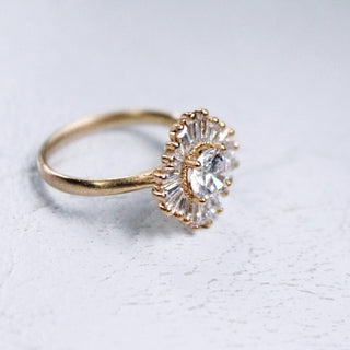 1.0CT Round Cut Baguette Halo Moissanite Engagement Ring