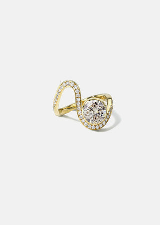 oval engagement ring, oval diamond ring, sweeping wave ring, oval ring, oval engagement ring