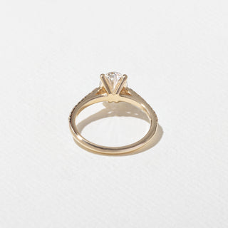 unique ring settings, unique ring designs, unique anniversary rings for her, unique anniversary rings