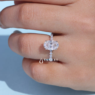 Exquisite 2.0ct oval hidden halo moissanite ring detail view of the band