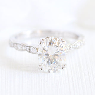 2.0 CT Oval Brilliant Cut Solitaire Moissanite Bridal Set angle view