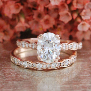 2.0CT Oval Cut Moissanite Diamond Elegant Solitaire Halo Set
