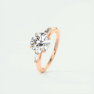 Brilliant 2.0ct round three stone moissanite ring close up of the setting