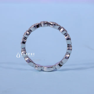 Round Cut Moissanite Diamond Vintage Style Wedding Band