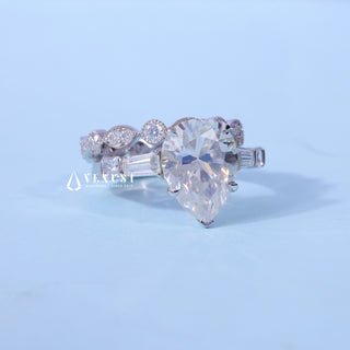 1.50CT Pear Moissanite Diamond Three Stone Engagement Rings With Wedding Band