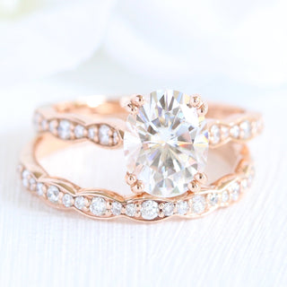 2.0CT Oval Cut Moissanite Diamond Elegant Solitaire Halo Set