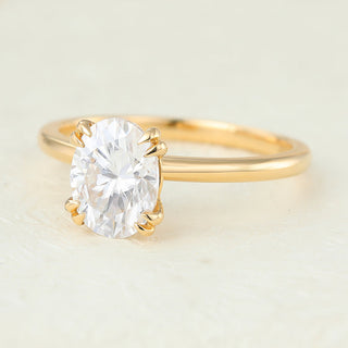 1.33 CT Oval Brilliant Solitaire Moissanite Engagement Ring close up