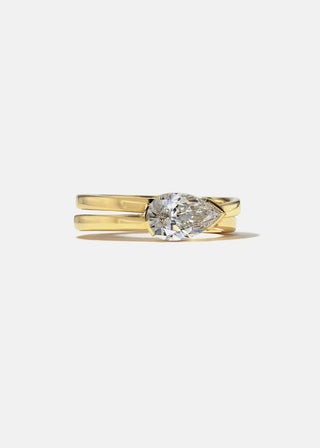pear ring, pear unique ring, pear diamond ring, pear unique engagement ring 