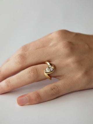 unique ring settings, unique ring designs, unique anniversary rings for her, unique anniversary rings