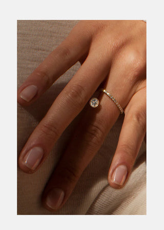 diamond engagement ring for women, engagement ring for women, engagement ring designs for women, moissanite engagement ring, diamond engagement ring, gold diamond engagement ring, engagement ring moissanite