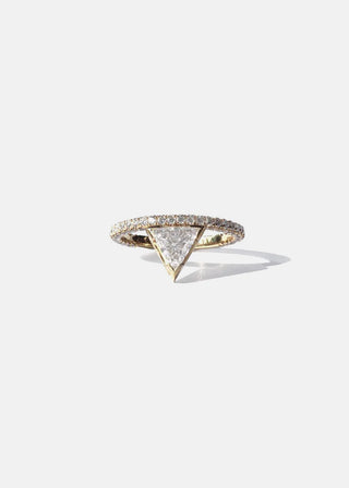 trilliant ring diamond, trilliant ring design, trilliant ring diamond band, trilliant ring diamond engagement