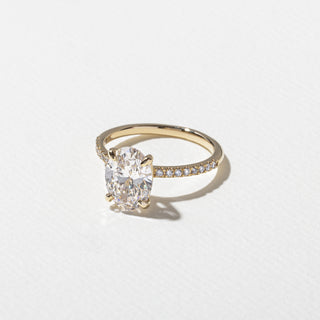 oval ring diamond, oval ring design, oval ring diamond band, oval ring diamond engagement