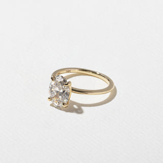 oval ring diamond, oval ring design, oval ring diamond band, oval ring diamond engagement
