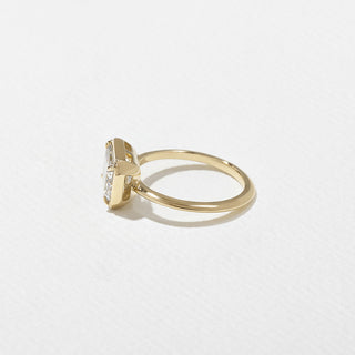 unique ring settings, unique ring designs, unique anniversary rings for her, unique anniversary rings