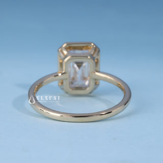 2.0CT Bezel Set Emerald Moissanite Diamond Timeless Engagement Rings