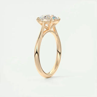 Elegant 2.0ct round solitaire moissanite ring detail view of the band