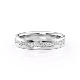 The Diamond Twig Cigar Round Cut Diamond Moissanite Men's Wedding Band