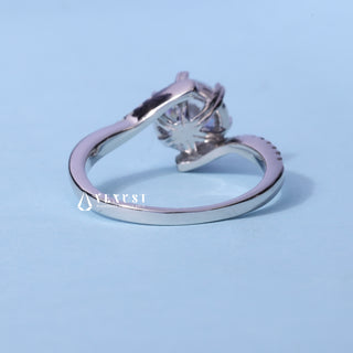 Top view of the Tension Pave Round Cut Moissanite Engagement Ring centre stone