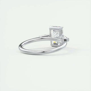 Elegant 1.91ct emerald three stone moissanite ring macro detail of the stones