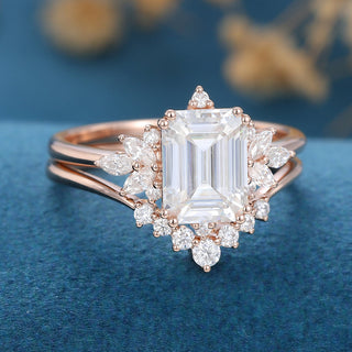 Lustrous 1.60ct emerald cluster moissanite ring side profile view
