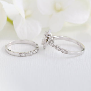 1.50CT Vintage Floral Oval Ring Cut Moissanite Halo Engagement Ring Set