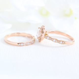 1.0CT Vintage Floral Round Cut Moissanite Halo Bridal Engagement Ring Set