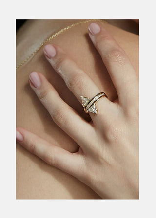 unique ring settings, unique ring designs, unique anniversary rings for her, unique anniversary rings