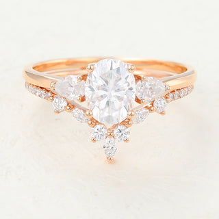 1-33-ct-oval-moissanite-three-stones-bridal-ring-set