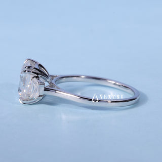 2.0CT Asscher Cut Moissanite Diamond Three Stone Engagement Rings