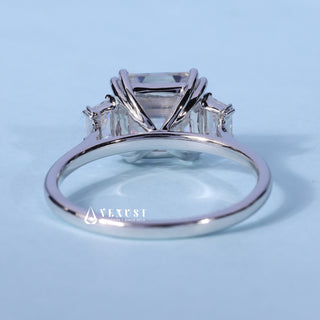 2.0CT Asscher Cut Moissanite Diamond Three Stone Engagement Rings