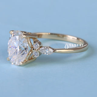 Sparkling 1.50ct oval cluster moissanite ring detail view of the band