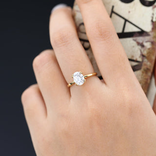 1.33 CT Oval Brilliant Solitaire Moissanite Engagement Ring side view