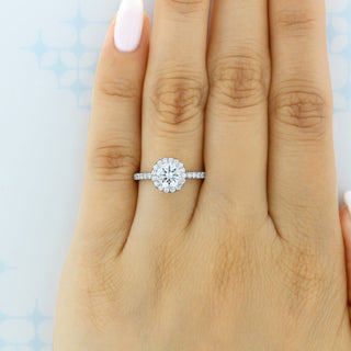 1.0ct Round Cut Halo Diamond Moissanite Engagement Ring