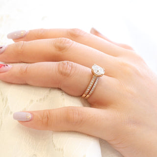 2.0CT Solitaire Oval Cut Moissanite Halo Bridal Engagement Ring Set