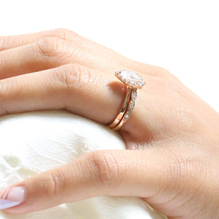 Radiant 1.0ct pear halo moissanite ring close up of the setting