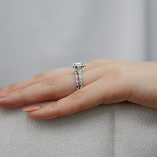 1.50CT Vintage Floral Oval Ring Cut Moissanite Halo Engagement Ring Set