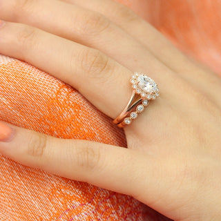Shimmering 1.50ct oval halo moissanite ring close up of the setting