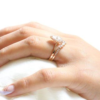 Gorgeous 1.0ct pear halo moissanite ring close up of the setting