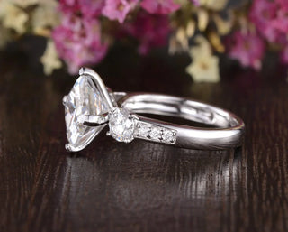 2.08CT Princess Cut Three Stone Moissanite Engagement Ring