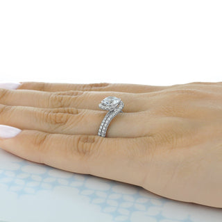 1.0CT Round Cut Halo Spit Shank Diamond Moissanite Engagement Ring
