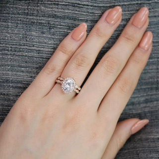 1.50CT Vintage Floral Oval Cut Moissanite Halo Engagement Ring Set