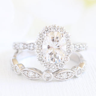 Sparkling 1.50ct oval halo moissanite ring close up of the setting