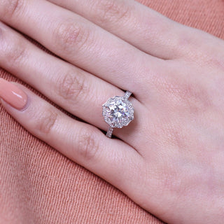 Shimmering 2.30ct cushion halo moissanite ring detail view of the band