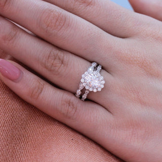 Sparkling 1.50ct oval halo moissanite ring sparkle close up