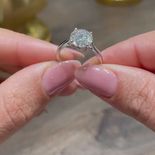 Graceful 2.5ct round solitaire moissanite ring close up of the setting