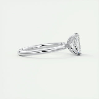Dazzling 1.91ct emerald solitaire moissanite ring detail view of the band