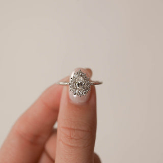 0.8CT Pear Moissanite Diamond Halo Engagement Ring