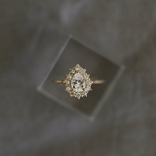 0.8CT Pear Moissanite Diamond Halo Engagement Ring